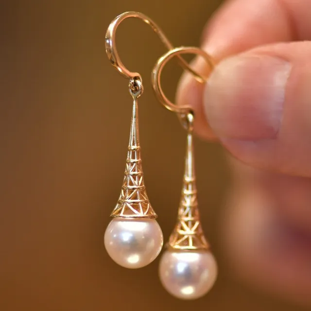 Vintage Gold Earrings with Elegant Pearls