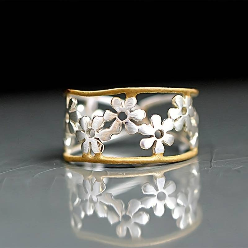 Irregular Design Daisy Ring