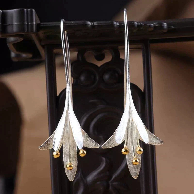 Floral Design Silver Earrings