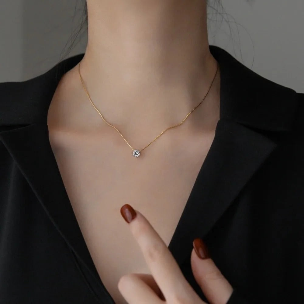 Moissanite Necklace by Cléa