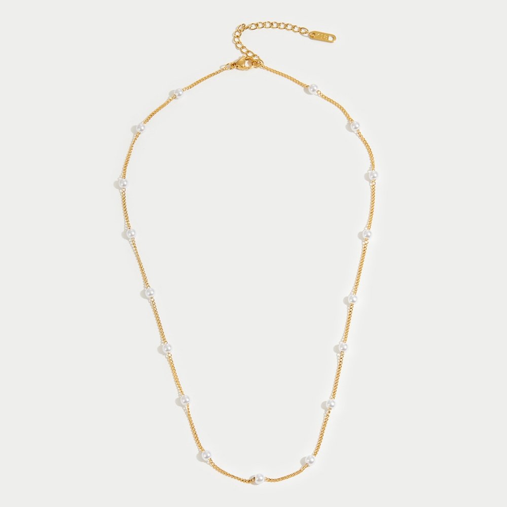 Nura Necklace with Pearl Embellishments